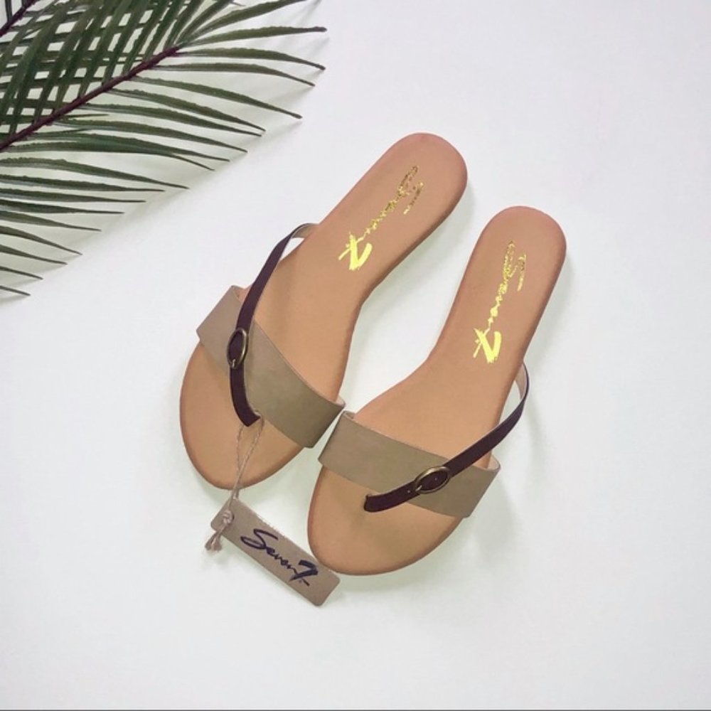 Seven7 Koopie Flat Sandals NWT